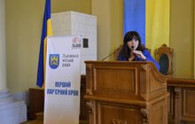 Фото 3: Спеціалісти різних сфер діяльності дискутували на тему важливості професійної орієнтації школярів міста