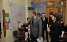 Фото 3: Львів’ян обслуговує Центр надання адміністративних послуг