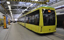 Фото 21: «Небагато є країн в світі, які здатні випускати такі трамваї», - А. Садовий