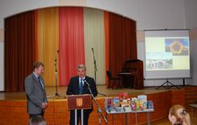 Фото 7: Школярам міста Суми подарували 60 книг львівських видавництв