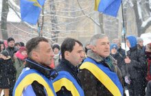 Фото 14: З нагоди відкриття ХХІІІ зимових Олімпійських Ігор у Львові підняли Державний прапор України