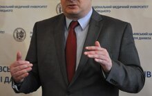 Фото 7: О. Квіташвілі ознайомився з роботою пологового будинку №1 