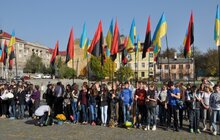 Фото 3: «Ми сьогодні вшановуємо не тільки ветеранів УПА, а й усіх Героїв нашої країни, які своїми тілами закрили нас і захистили», - А. Садовий