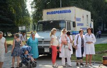 Фото 8: Львів’яни можуть просто неба отримати консультації спеціалістів, пройти медичне обстеження і навчитись надавати домедичну допомогу