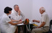 Фото 24: Львів’яни можуть просто неба отримати консультації спеціалістів, пройти медичне обстеження і навчитись надавати домедичну допомогу