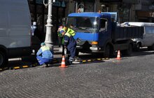 Фото 7: На пр.Свободи облаштовують окрему смугу для громадського транспорту
