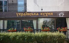 Фото 5: У районах Львова продовжують висаджувати квіткові композиції