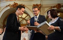 Фото 24: У Львові нагородили переможців конкурсу «Юні таланти Львова»
