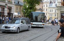 Фото 7: Сьогодні, 25 серпня, Львів попрощався з загиблим Героєм