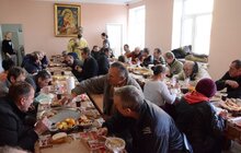 Фото 8: В Центрі обліку та нічного перебування бездомних осіб відбулась акція «Святий Миколай завітає до тебе»