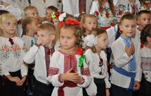 Фото 23: У Львові учні та студенти розпочали новий навчальний рік