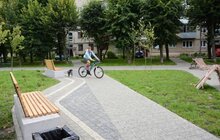 Фото 15: У Львові облаштували новий громадський простір на вул. Гашека