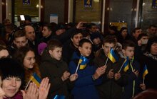 Фото 13: З нагоди 100-річчя бою під Крутами львів’яни підтримали загальноукраїнський флешмоб з виконання маршу «Героям Крут»