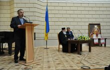 Фото 3: «Кожен з нас може знайти себе у праці Любомира Гузара, яку сьогодні ми презентуємо», - А. Садовий
