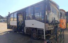 Фото 10: Працівники комунального АТП-1 щомісяця відновлюють десятки автобусів