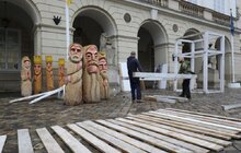 Фото 7: У Львові почали встановлювати різдвяну шопку