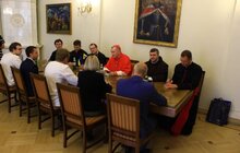 Фото 5: Державний Секретар Ватикану кардинал П’єтро Паролін поблагословив Львів