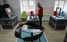 Фото 9: Школи Львова отримали третю наукову мобільну лабораторію
