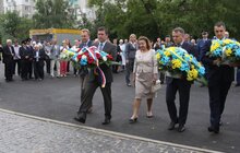 Фото 7: У Львові делегація з Головою Палати депутатів Парламенту Чеської Республіки поклала квіти до пам’ятної дошки Президенту Т. Г. Масарику