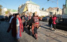 Фото 5: Марш слави захисників Руси-України