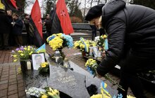 Фото 8: З нагоди Дня пам'яті Героїв Небесної Сотні у Львові підняли прапор Андрія Дигдаловича, який загинув на Майдані (відео)