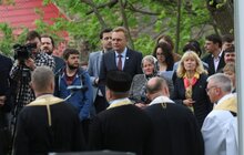 Фото 3: На «Губернаторських валах» заклали пам’ятну капсулу з нагоди початку спорудження пам’ятника-меморіалу Героям Небесної Сотні