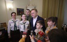 Фото 12: Пластуни та скаути передали місту Вифлеємський вогонь миру