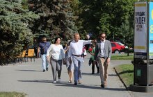 Фото 7: Мер оглянув оновлений громадський простір на вул. Зубрівська — Довженка