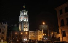 Фото 11: У Львові активно оновлюють зовнішнє освітлення храмів: підсвітили 7 масштабних об’єктів