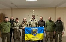 Фото 1: Андрій Садовий відвідав захисників на сході та передав від громади міста дрони, автомобілі та генератори на понад 50 млн гривень