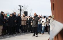 Фото 5: У Львові сотнями паперових ангелів вшанували пам’ять Героїв Небесної Сотні (фото/відео)