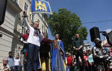 Фото 26: Центром Львова пройшла святкова театралізована хода