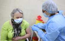 Фото 6: У Львові від Covid-19 уже вакцинують тих, хто забезпечує життєдіяльність міста