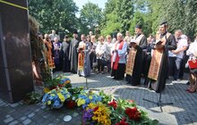 Фото 7: У Львові відкрили «Дзвін Пам’яті» як символ скорботи за невинно вбитими українцями
