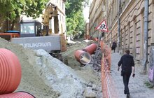 Фото 10: На вул. Просвіти триває капітальний ремонт дороги: демонтовано дорожнє покриття, проводиться заміна комунікацій