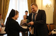 Фото 8: Ще 9 дітей, позбавлених батьківського піклування, отримали власні помешкання