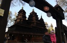 Фото 29: Великдень у Львові: фестиваль писанок, гаївки та багато цікавого