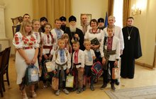 Фото 9: Святійший Патріарх Київський і всієї Руси-України Філарет вручив подарунки дітям з ДБСТ