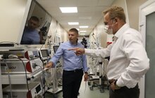Фото 13: Лікарня швидкої допомоги придбала «розумні» ШВЛ та лапароскопічну стійку для мініінвазивних операцій на серці