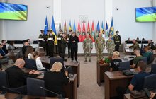 Фото 12: «Почесним знаком святого Юрія» за оборону України у Львові посмертно нагородили 30 захисників (фото)