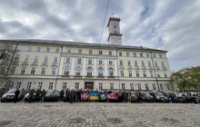 Фото 4: Норвезькі волонтери у Львові передали 30 автівок українським військовим