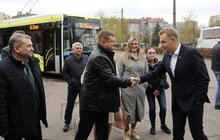 Фото 24: Мер Львова оглянув перші 10 нових тролейбусів виробництва «Електрон»