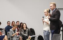 Фото 4: Сьогодні міський голова Львова Андрій Садовий зустрівся зі студентами Коледжу Європи Натолін