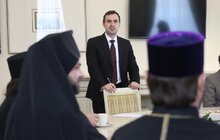Фото 8: Представник Вселенського Патріарха в Україні під час свого візиту до Львова відвідав міську Ратушу