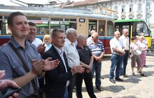 Фото 10: 38 працівників ЛКП «Львівелектротранс», які працюють більше 45 років, з нагоди 123-річчя запуску львівського трамвая, отримали подяки та премії