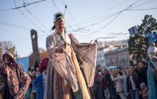 Фото 19: Карнавальною ходою у Львові розпочався «Золотий Лев на вулиці – 2017»
