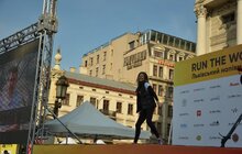 Фото 5: Мер Львова привітав учасників «Run the World. Львівський напівмарафон»
