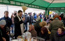 Фото 12: У Львові для найбільш потребуючих провели спільні святкові сніданки