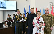 Фото 8: У Львові 29 нацгвардійців посмертно нагородили «Почесним знаком Святого Юрія» за оборону України (фото)