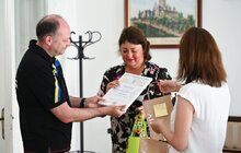Фото 1: У Львові нагородили власників найгарніших квітучих балконів та підвіконь